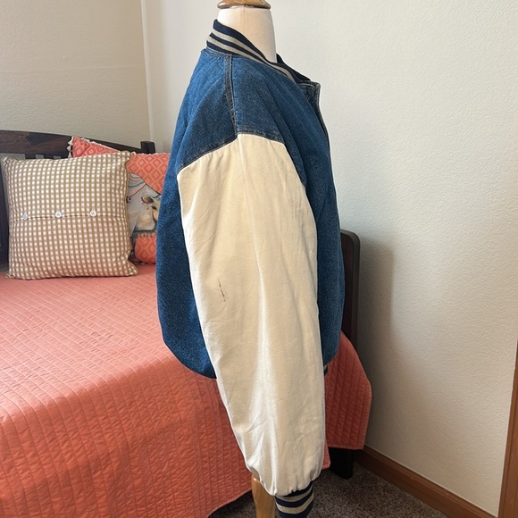 Vintage Denim Trucker Varsity Bomber Jacket Puff Quilted lining Mens Large - Picture 2 of 16